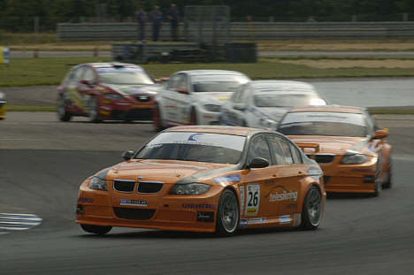 De to orange Team Telesikring Racing BMW'er bliver hjemme denne weekend.